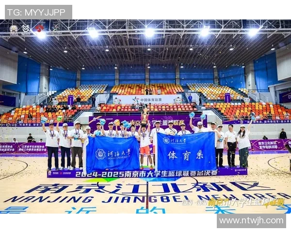 南京篮球队在城市联赛中以55分稳居积分榜首位引发关注 南京篮球队在城市联赛中以55分稳居积分榜首位引发关注