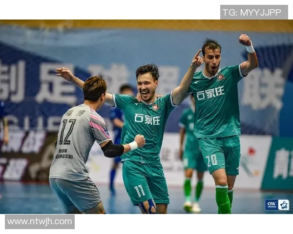 武汉网球队在全国锦标赛中以90分强势领跑积分榜,展现出色竞技状态 武汉网球队在全国锦标赛中以90分强势领跑积分榜,展现出色竞技状态