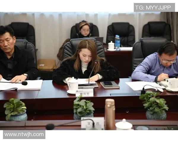 深圳足球队选拔赛表现分析与状态评估探讨 深圳足球队选拔赛表现分析与状态评估探讨